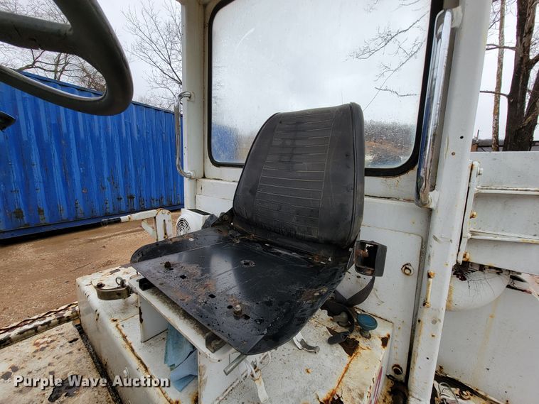 image for item FL9098 Taylor TY150S  forklift