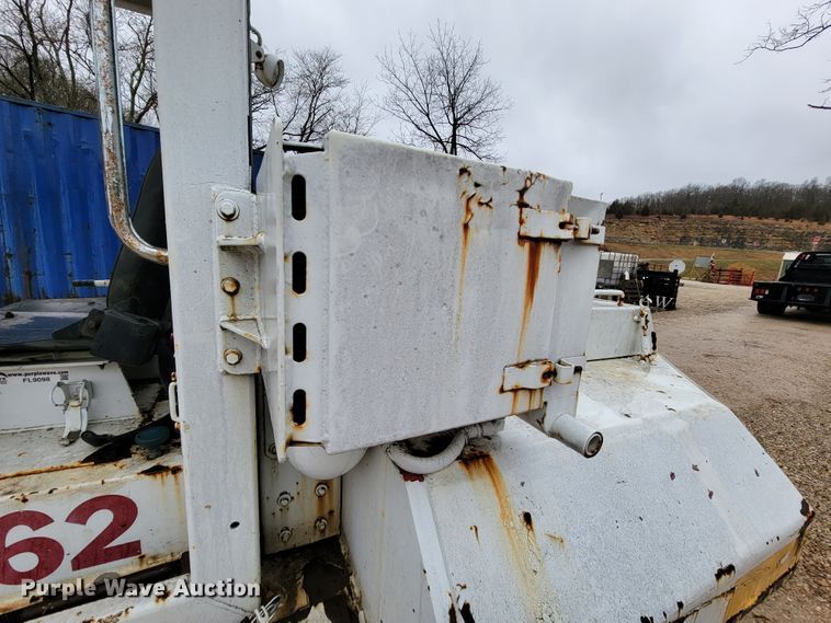 image for item FL9098 Taylor TY150S  forklift