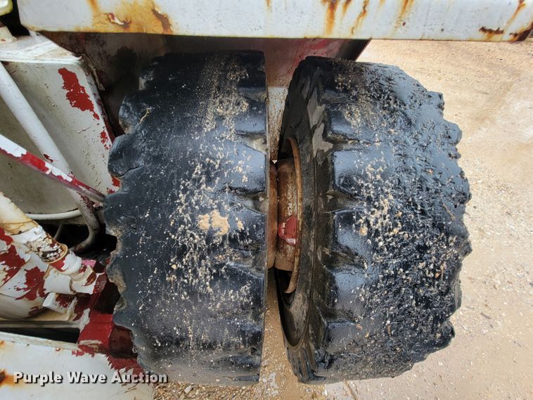 image for item FL9098 Taylor TY150S  forklift