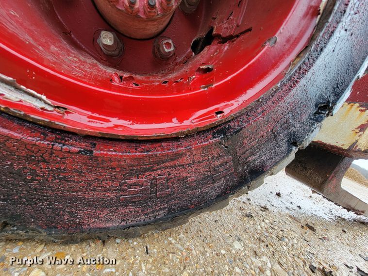 image for item FL9098 Taylor TY150S  forklift