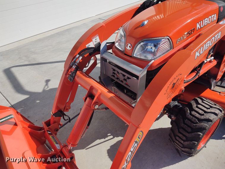 image for item FY9974 2017 Kubota BX25D  MFWD tractor