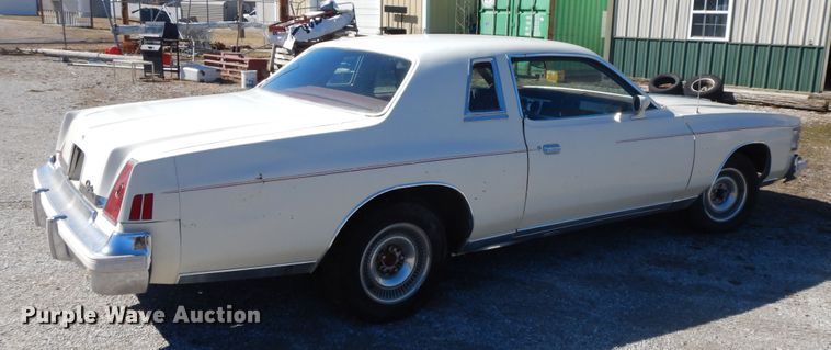 image for item GG9446 1979 Chrysler Cordoba 300