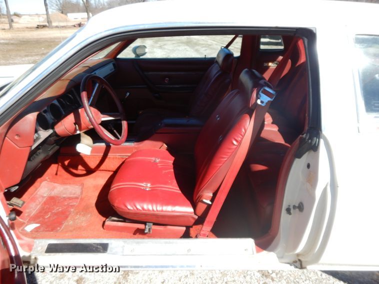 image for item GG9446 1979 Chrysler Cordoba 300