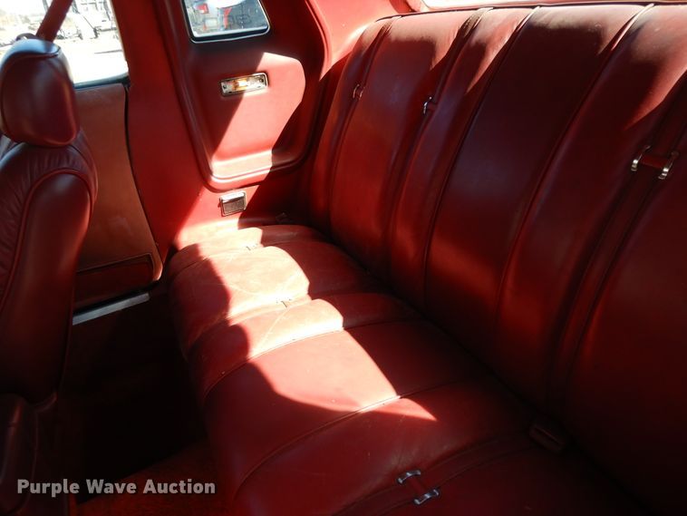 image for item GG9446 1979 Chrysler Cordoba 300