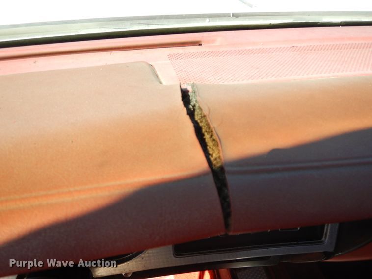 image for item GG9446 1979 Chrysler Cordoba 300