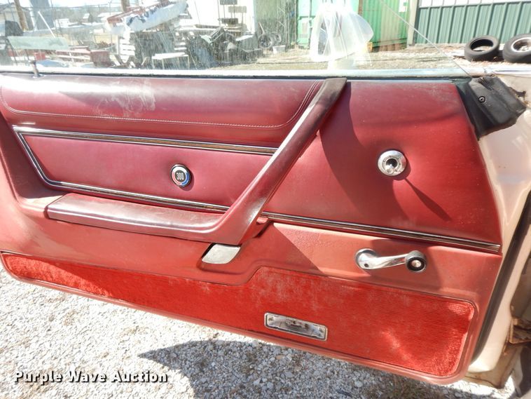 image for item GG9446 1979 Chrysler Cordoba 300