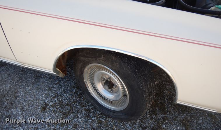 image for item GG9446 1979 Chrysler Cordoba 300