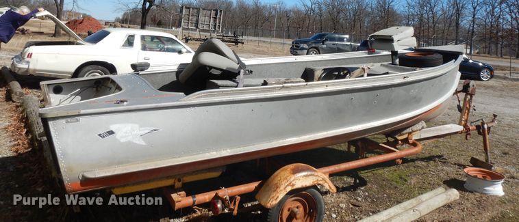 image for item GG9447 1958 Crestline  boat