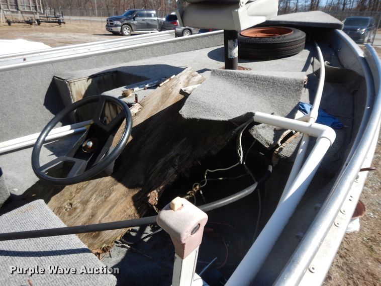 image for item GG9447 1958 Crestline  boat