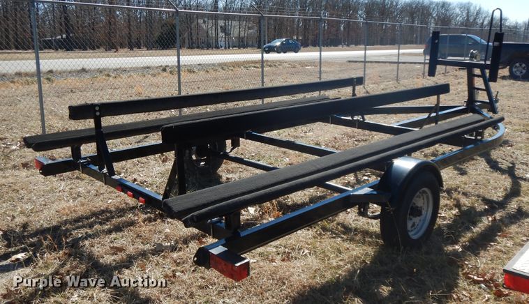 image for item GG9448 2007 Bear Bentley  boat trailer