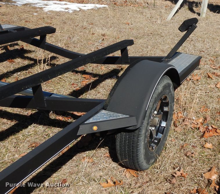 image for item GG9449 2018 Tracker PT195XTE  boat trailer