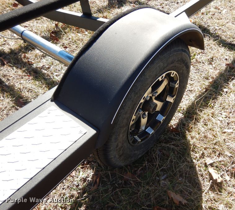 image for item GG9449 2018 Tracker PT195XTE  boat trailer