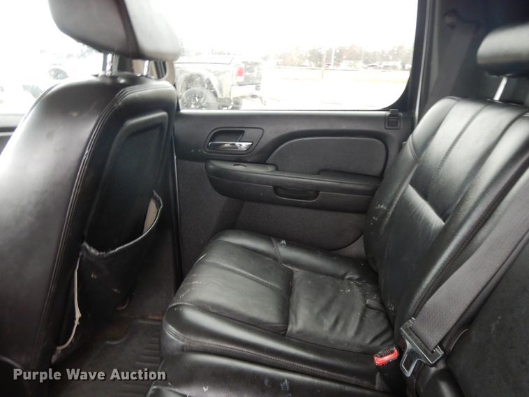 image for item GG9482 2009 Chevrolet Avalanche  Crew Cab pickup truck