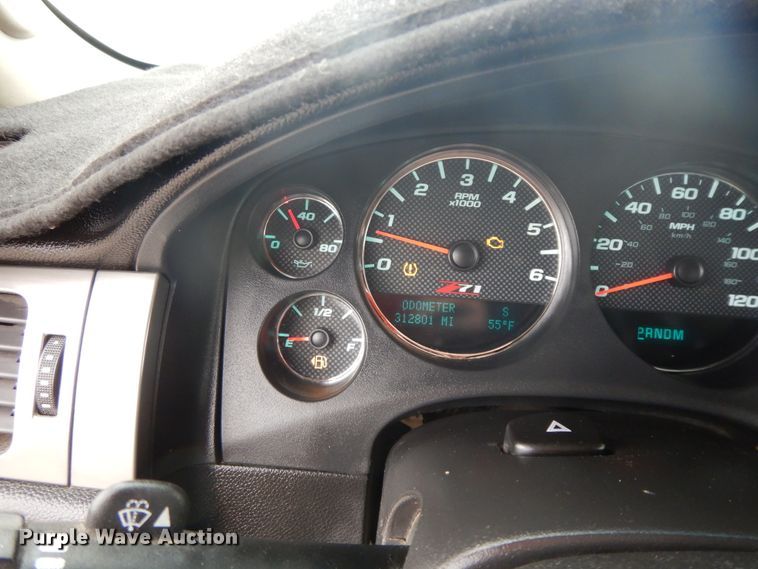 image for item GG9482 2009 Chevrolet Avalanche  Crew Cab pickup truck