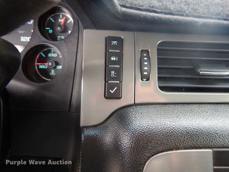 image for item GG9482 2009 Chevrolet Avalanche  Crew Cab pickup truck