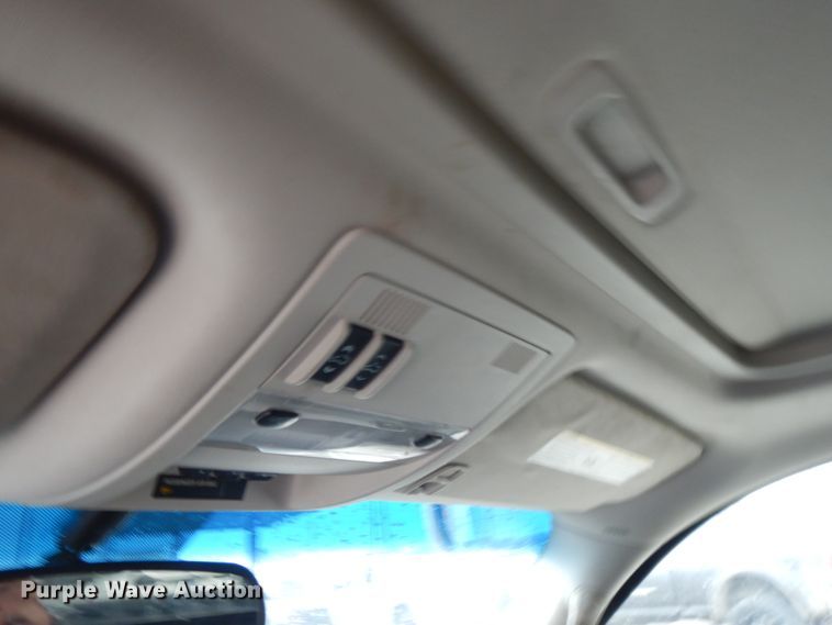 image for item GG9482 2009 Chevrolet Avalanche  Crew Cab pickup truck