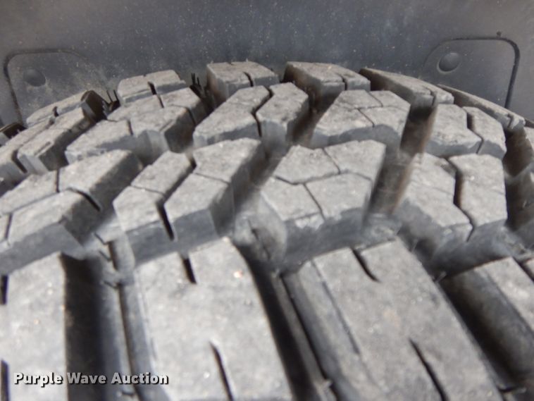 image for item GG9482 2009 Chevrolet Avalanche  Crew Cab pickup truck