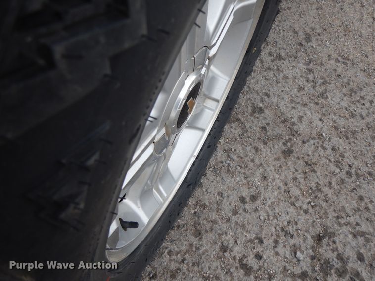 image for item GG9482 2009 Chevrolet Avalanche  Crew Cab pickup truck