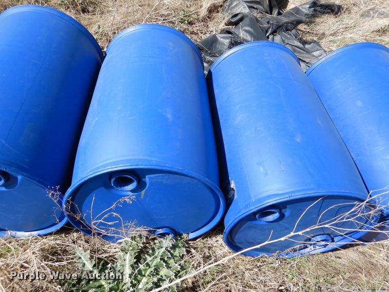 image for item GH9152 (22) plastic drums