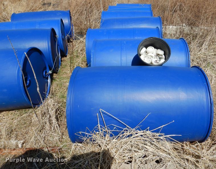 image for item GH9152 (22) plastic drums