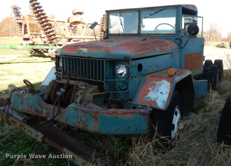 image for item GK9495 1953 Reo  truck cab and chassis