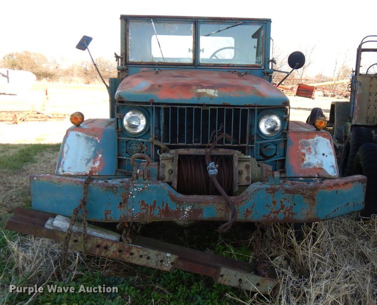 image for item GK9495 1953 Reo  truck cab and chassis