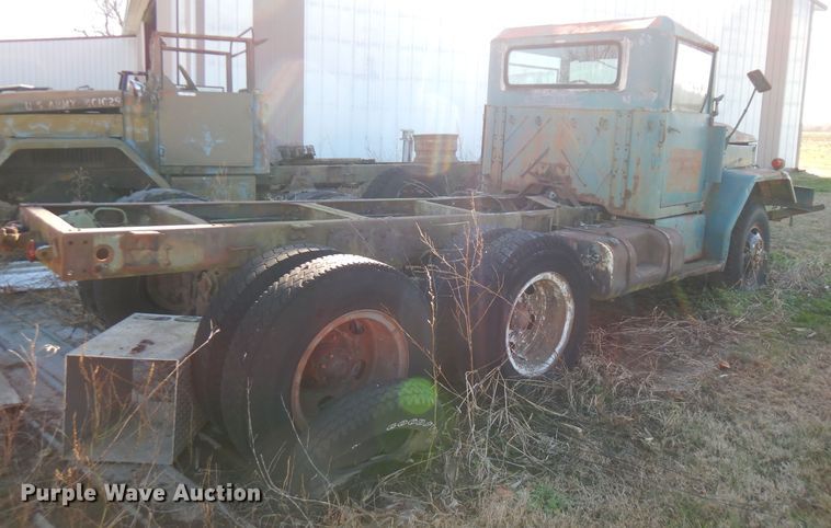 image for item GK9495 1953 Reo  truck cab and chassis