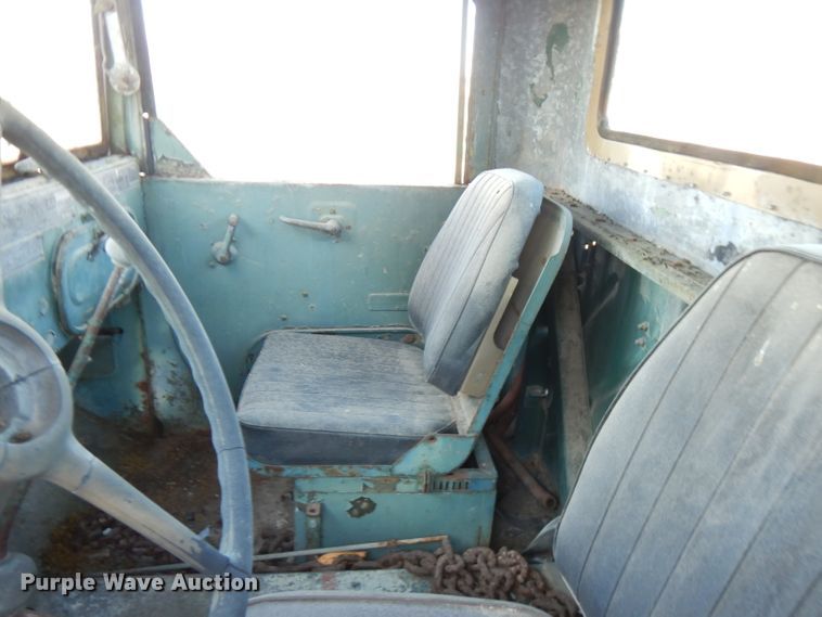 image for item GK9495 1953 Reo  truck cab and chassis