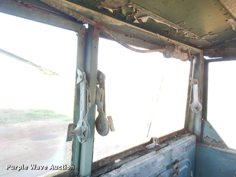 image for item GK9495 1953 Reo  truck cab and chassis