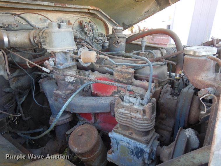 image for item GK9495 1953 Reo  truck cab and chassis