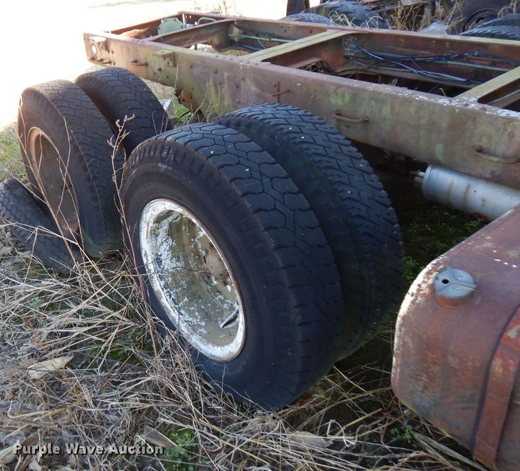 image for item GK9495 1953 Reo  truck cab and chassis