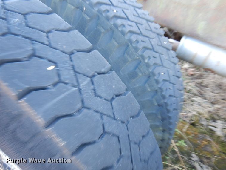 image for item GK9495 1953 Reo  truck cab and chassis