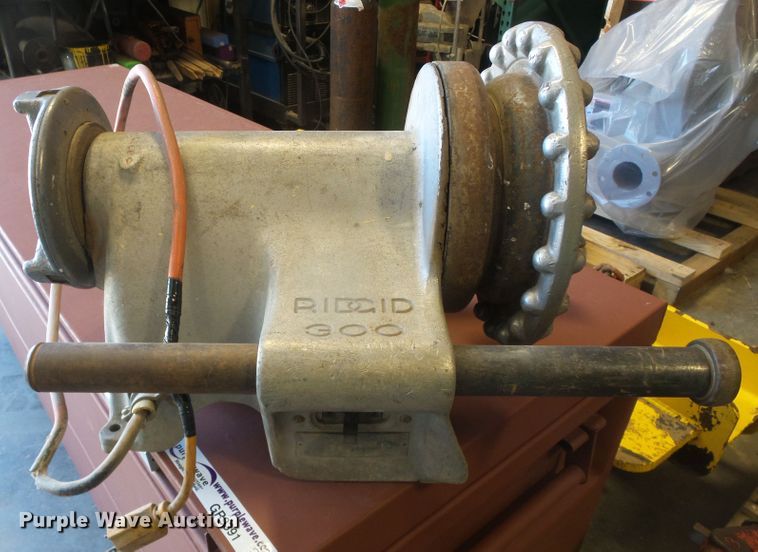 image for item GR9397 Rigid 300 electric threader