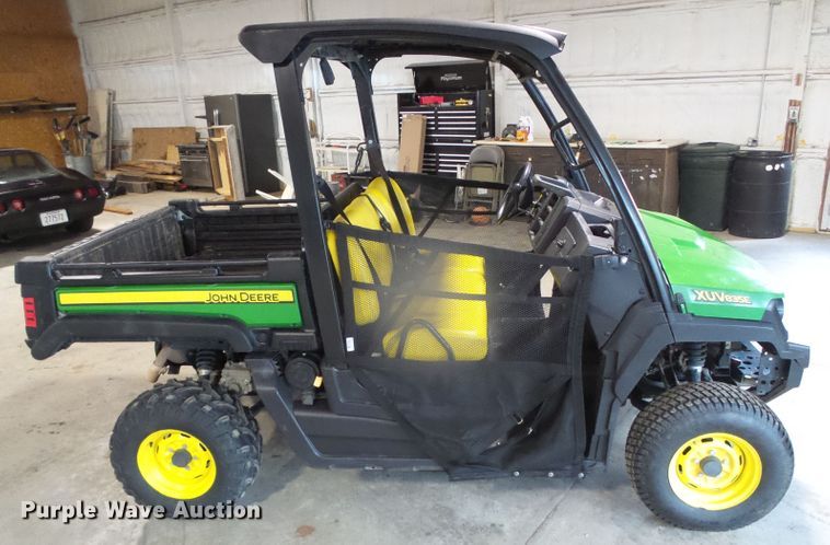 image for item GR9404 2020 John Deere XUV835E  utility vehicle