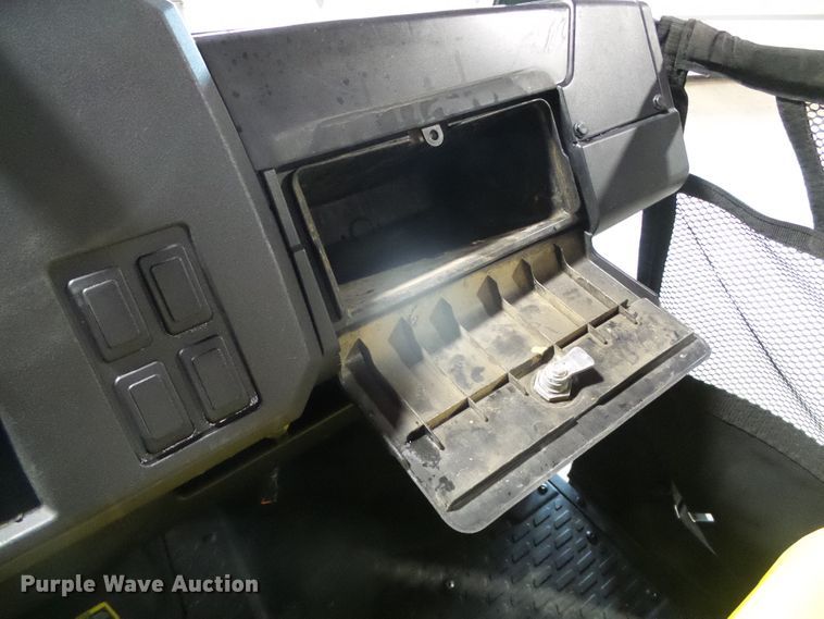 image for item GR9405 2020 John Deere XUV835E  utility vehicle