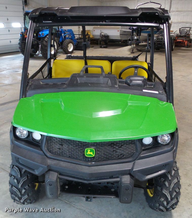 image for item GR9406 2020 John Deere XUV835E  utility vehicle