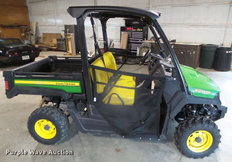 image for item GR9406 2020 John Deere XUV835E  utility vehicle