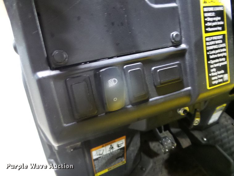 image for item GR9406 2020 John Deere XUV835E  utility vehicle