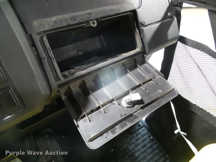 image for item GR9406 2020 John Deere XUV835E  utility vehicle