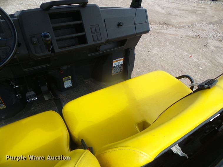 image for item GR9407 2020 John Deere XUV835E  utility vehicle