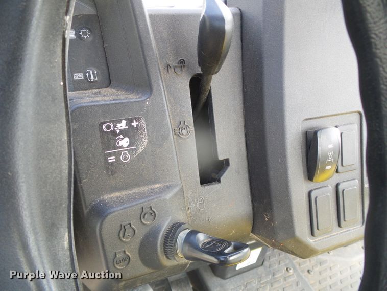 image for item GR9407 2020 John Deere XUV835E  utility vehicle