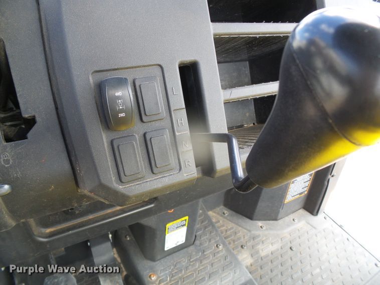 image for item GR9407 2020 John Deere XUV835E  utility vehicle