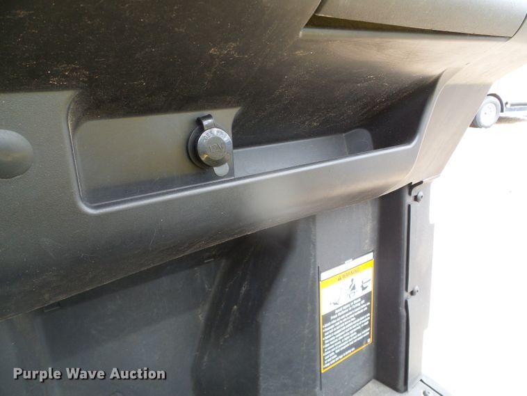 image for item GR9407 2020 John Deere XUV835E  utility vehicle