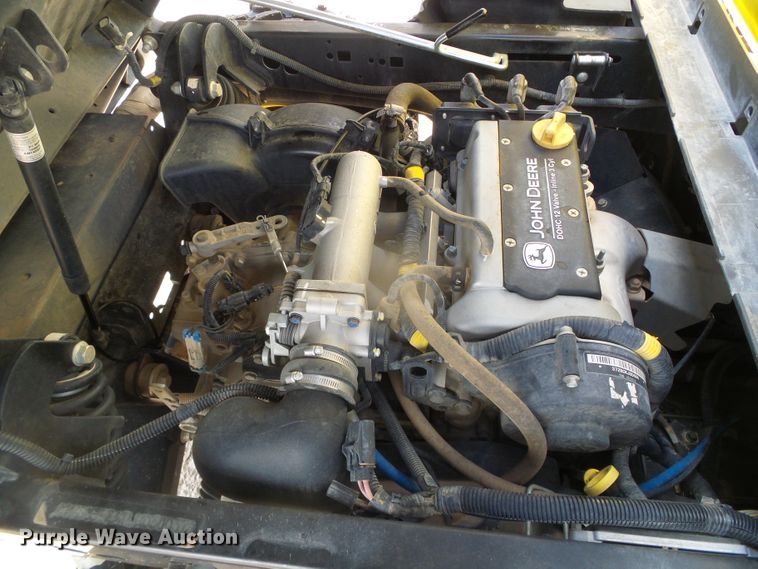 image for item GR9407 2020 John Deere XUV835E  utility vehicle