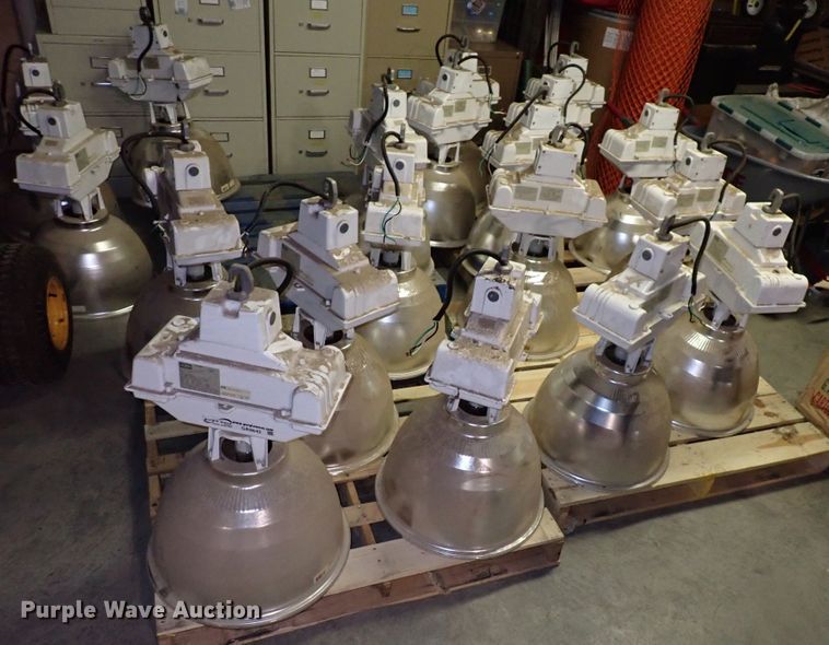 image for item GR9642 (27) Hubbell Bay lights