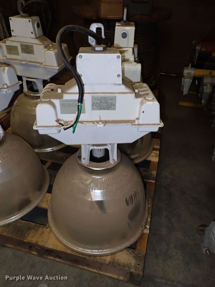 image for item GR9642 (27) Hubbell Bay lights