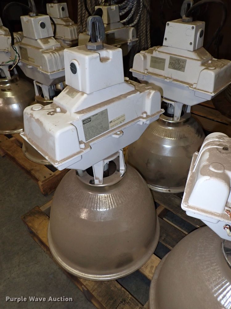 image for item GR9642 (27) Hubbell Bay lights