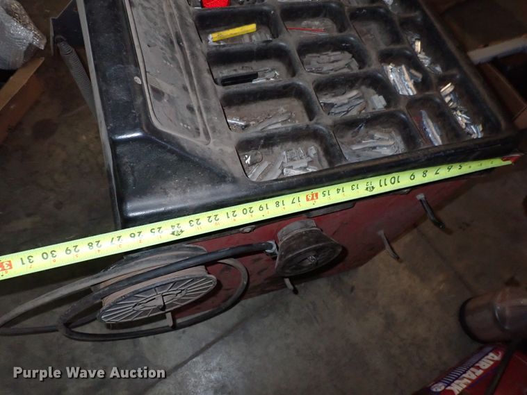 image for item GR9646 Hunter DSP8500 wheel balancer