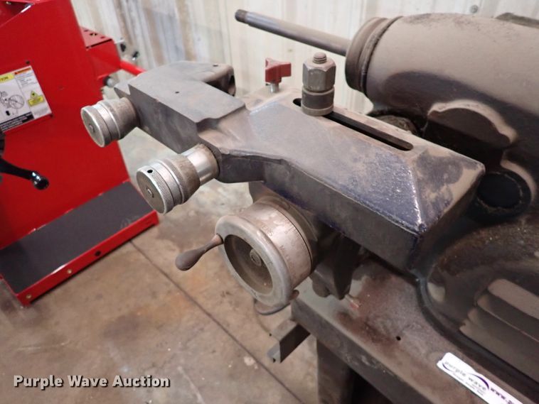 image for item GR9650 Lathe