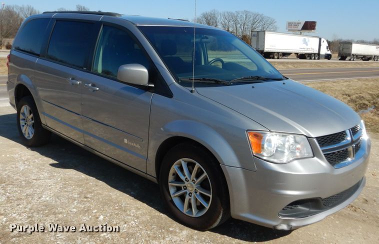 image for item GT9626 2014 Dodge Grand Caravan  handicap accessible van